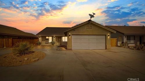 10344 Bella Ln, El Mirage, CA 92301-3517