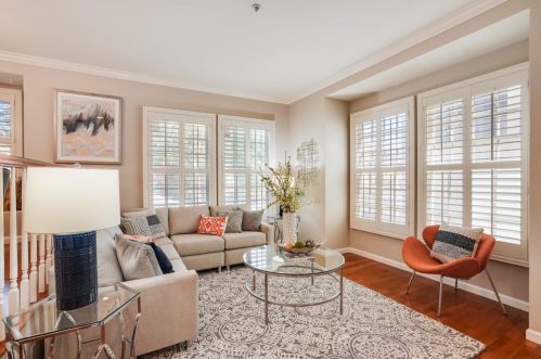 1555 Cherry St, San Carlos, CA 94070-3092