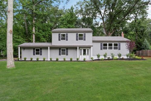 4 High Point Rd, Lincroft, NJ 07738-1732
