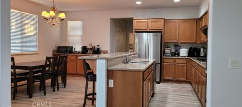 4847 Ridge Point Way, Riverside CA  92509-5448 exterior