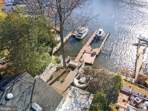 669 Shore Rd, Severna Park, MD 21146-3427