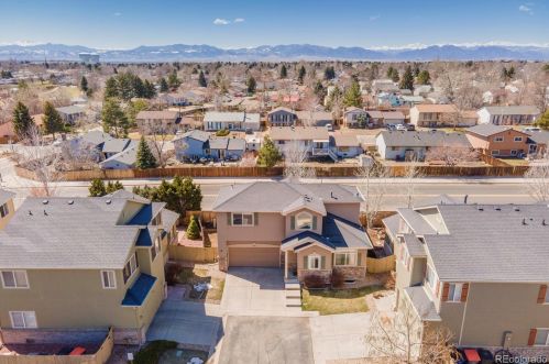 10041 Wyandott Cir, Denver, CO 80260-6396