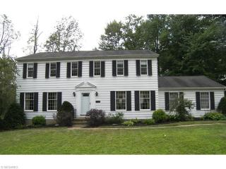 360 Chatham, Aurora OH  44202-8814 exterior