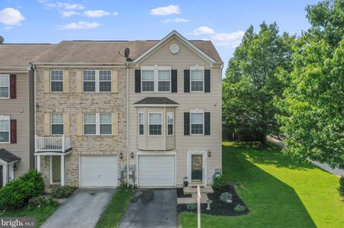191 Dunlap Dr, Charles Town, WV 25414-6509