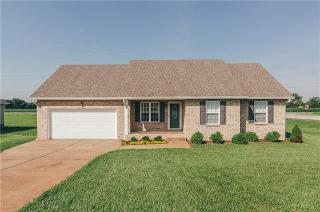 110 Beaver Creek Dr, Portland, TN 37148-2056