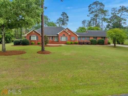 102 Oakatee Ct, Cordele, GA 31015-5146