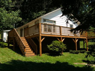 288 Junaluska Rd, Boone, NC 28607-3509