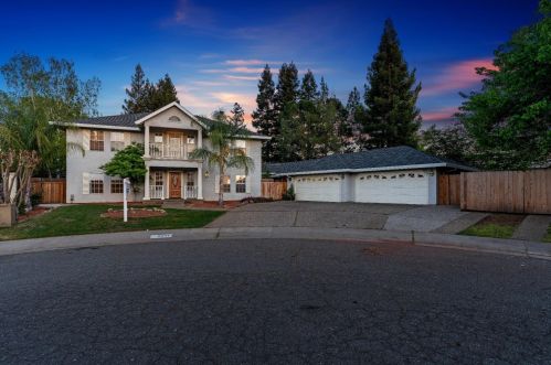 4940 Susan Hollow Ct, Fair Oaks, CA 95628-8159