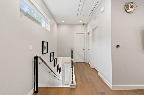 3213 Aldwyche Dr, Austin TX  78704 exterior