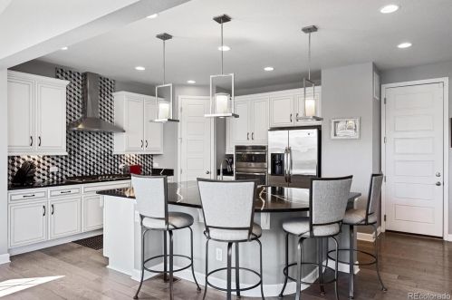 7370 Old Hammer Way, Aurora CO  80016-6115 exterior