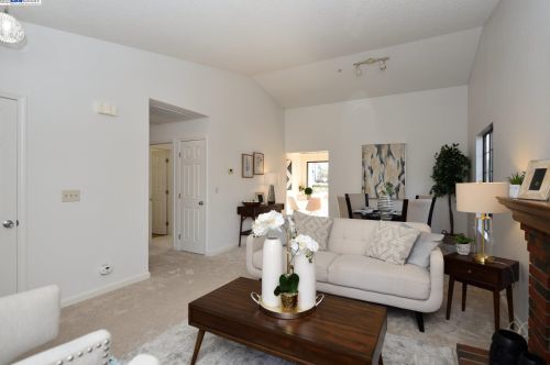 4743 Mulqueeney Cmn, Livermore, CA 94550-7241