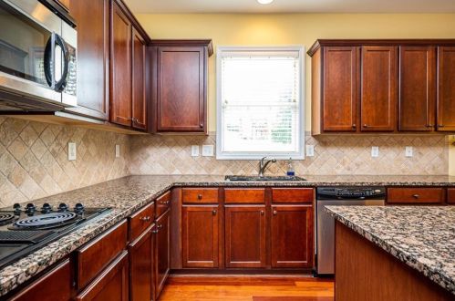 3489 Hamlin Sq, Atlanta GA  30331-7992 exterior