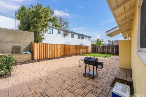 3637 1st Ave, Glendale CA  91214-2429 exterior