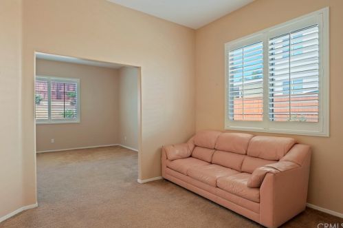 12758 Royal Palm Ln, Riverside CA  92503-7077 exterior