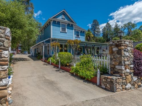 2923 Coloma St, Swansboro Country, CA 95667-4435