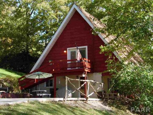 8523 1st St, Lake Camelot, IL 61547-7506