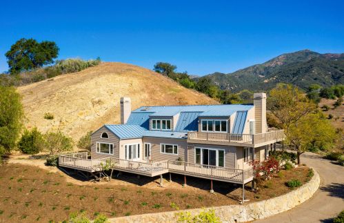 1400 Farren Rd, Santa Barbara, CA 93117-5319