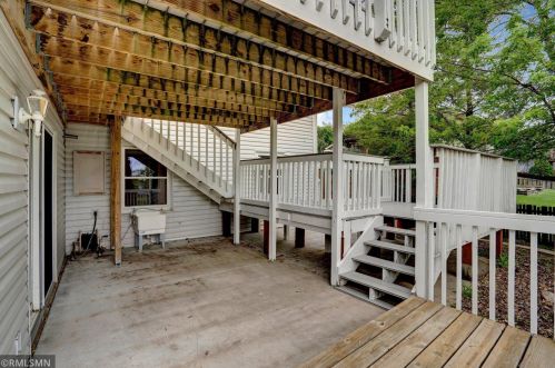 2563 Henslow Ave, Saint Paul MN  55128-4710 exterior