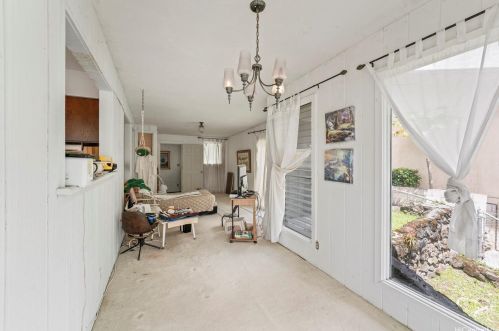 3359 Huelani Dr, Honolulu HI  96822-1276 exterior