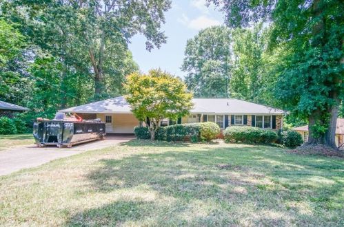 1933 Gherry Dr, Austell GA  30106-2923 exterior