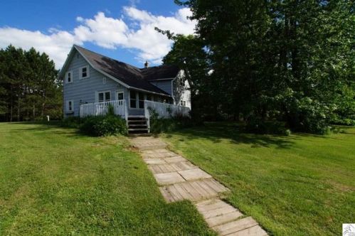 65 Palkie Rd, Esko, MN 55733-9718