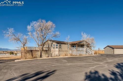 6572 Buckboard Dr, Amo, CO 80831-6095