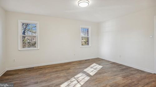 9145 Galbreth Ct, Springfield VA  22153-1110 exterior