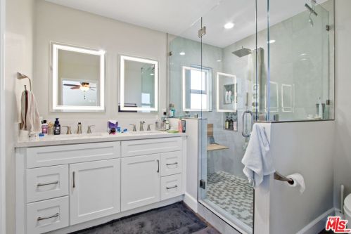 1527 Wakefield Ave, Anaheim CA  92802-3925 exterior