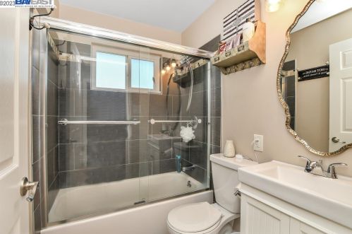 3619 Thunderbird Ct, Concord CA  94520-1430 exterior