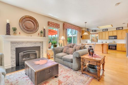 1746 Fir Dr, Los Banos CA 93635-5236 exterior