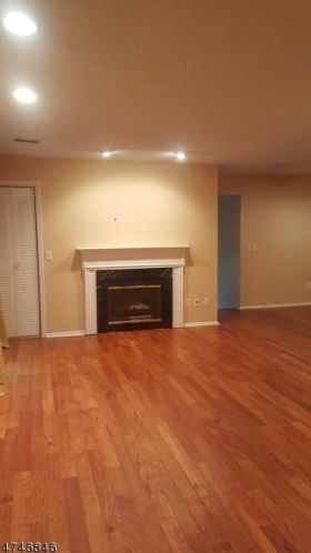 31 Perkins Dr, Town Center, NJ 07052-1118