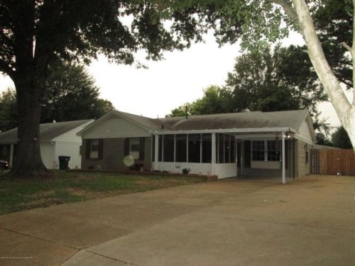 1808 Brookhaven Dr, Southaven, MS 38671-3510
