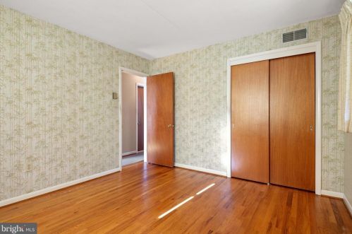 1035 Devonshire Rd, Lancaster PA  17601-1610 exterior