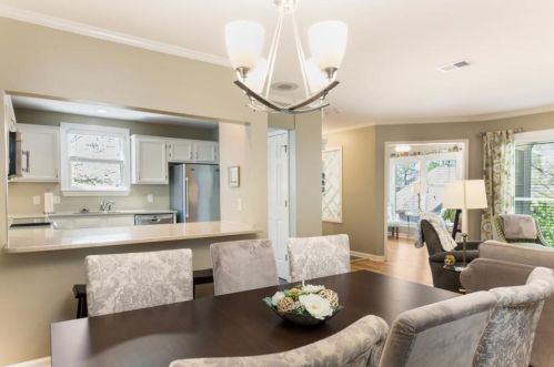 312 Hollyfax Cir, Atlanta GA  30328-5702 exterior