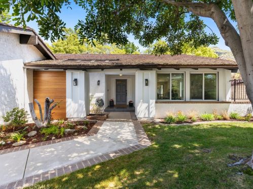 915 Stewarton Way, Glendale, CA 91207-1115