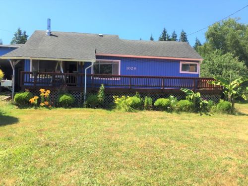 1026 Ballentine St, Raymond, WA 98577-4606