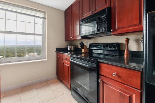 195 14th St, Atlanta GA  30318-7827 exterior