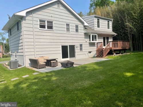 44 Scott Ln, Princeton NJ  08540-3904 exterior