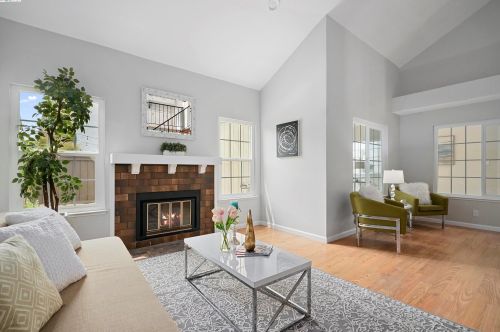 29843 Baltic Ct, Hayward, CA 94544-6553