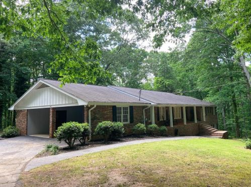 2135 Masonwood Cir, Lithonia, GA 30078-3024