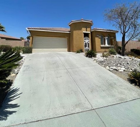 62472 Starcross Dr, Desert Hot Springs, CA 92240-2035