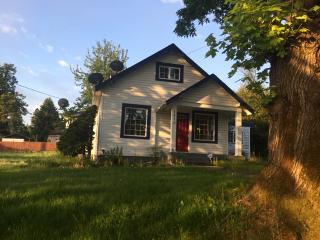 1012 64th St, Tacoma WA  98408-3337 exterior