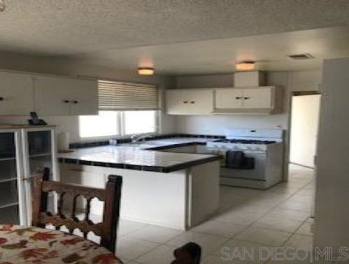 13041 Neddick Ave, Poway, CA 92064-5941