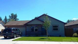 3010 Obsidian Ln, Eagle Crest OR  97756-1655 exterior