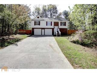 404 Christopher Ln, Holly Springs, GA 30114-8401