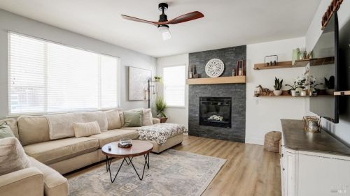5077 Ellis Godfrey Dr, Fairfield CA  94533-8959 exterior