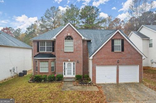 2875 Chilhowee Dr, Atlanta GA  30331-9446 exterior
