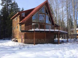 421 Jefferson Rd, Goose Prairie, WA 98937-8940