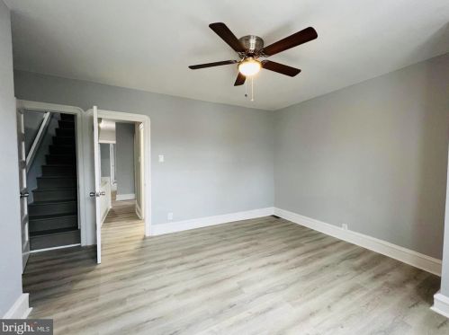 551 Gilham St, Philadelphia PA  19111-5230 exterior