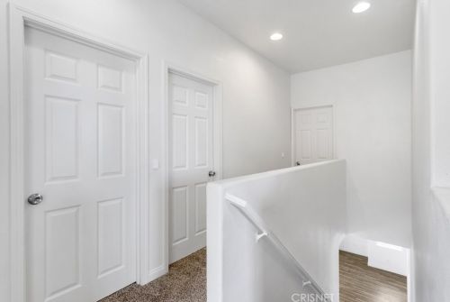 44015 Moccasin Pl, Lancaster CA  93536-6857 exterior